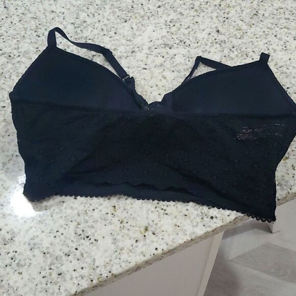 Victoria Secret Black Lace, T-Back Padded Bralette , Size 36D - Picture 5 of 5